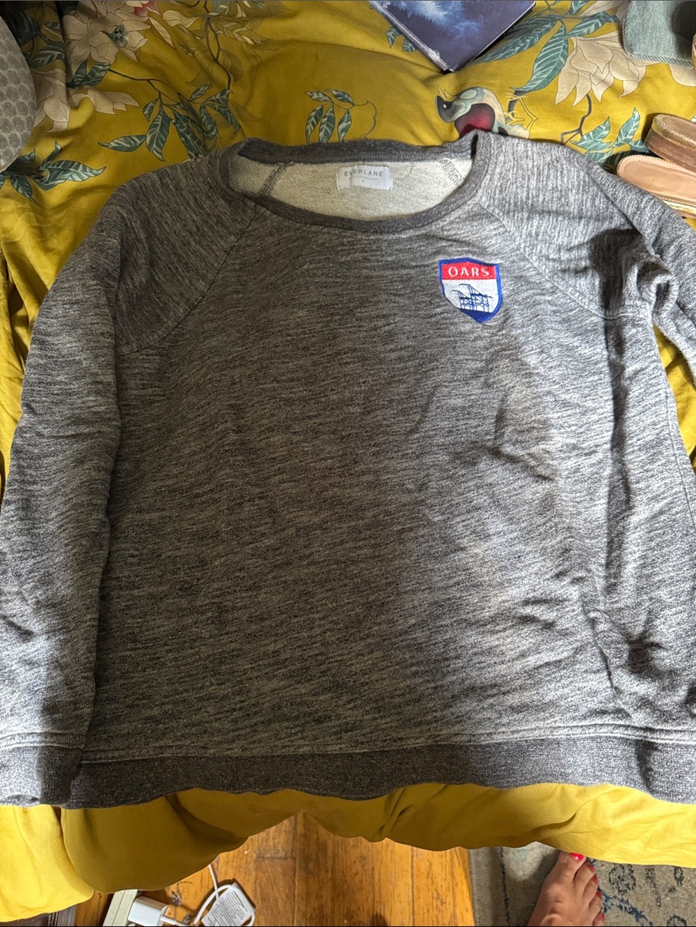 Everlane Gray Crewneck Medium Embroidered Sweater